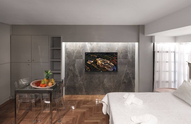 Hestia Sunflower - Chic Studio in Athens Center