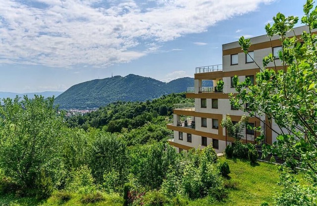 UNO Gardens with City-view Studio ❤