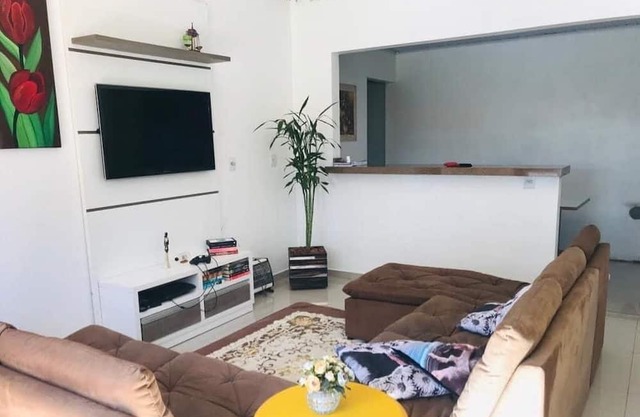 Casa Agradável, Ampla Para Família