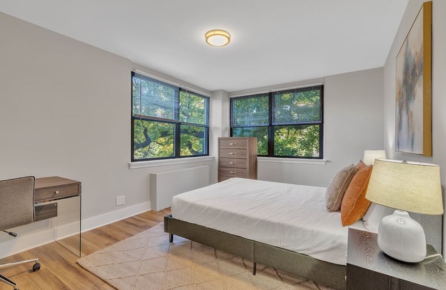 Corporate 2BR Suite, Parking, Pool, Gym