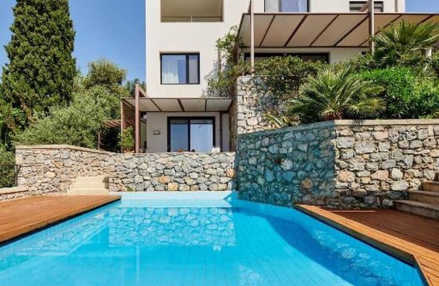 ISholidays Adults Only Cape Kitries 2 bedroom Apt