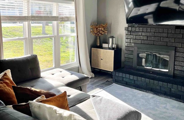 Casa Heights 3BD, Great for Couples or Groups!