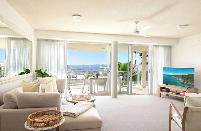 Noosa Crest Premium View Apartment 31 - Rest & Relax