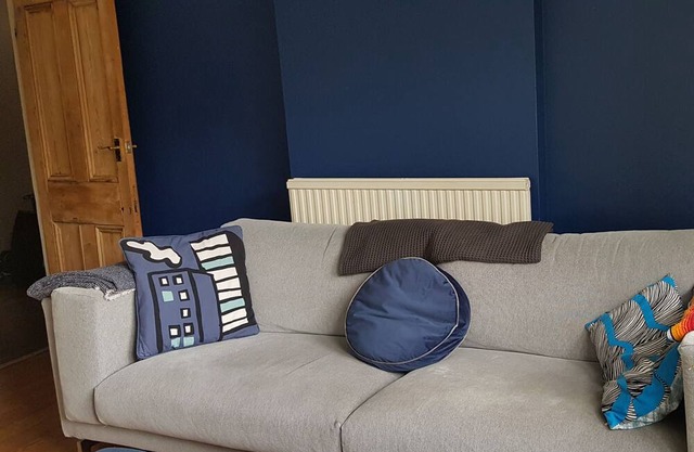 Lovely flat in Brixton. Excellent location for exploring London.