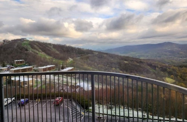 Sugar Top 2423 2 Bedroom Condo by Redawning