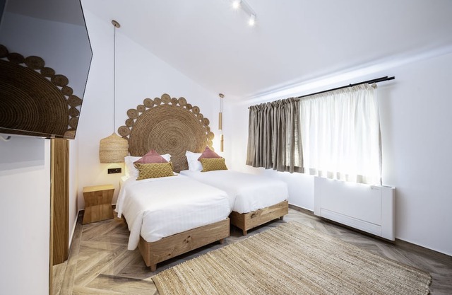 Ra sto ni /’raston′ē/, n The art of doing nothing