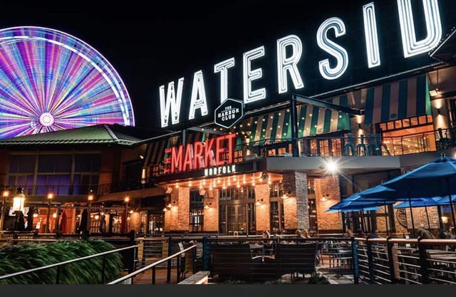 Beautiful Waterside District Apartment