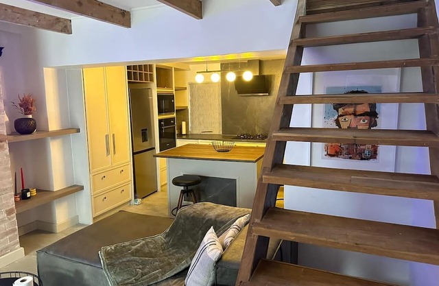Lemon House - Cozy Modern Finish and Style - Near University of Cape Town UCT