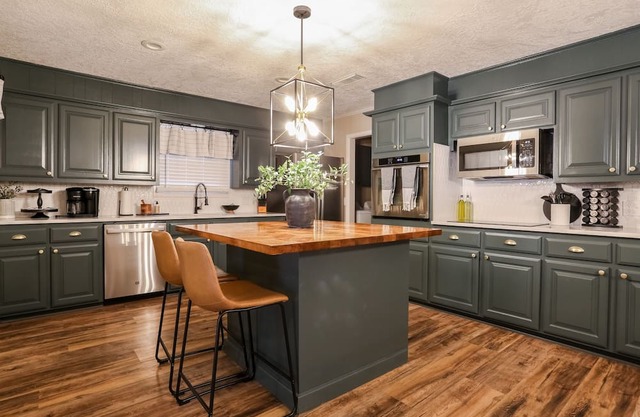 Modern Rustic 5 Bedroom