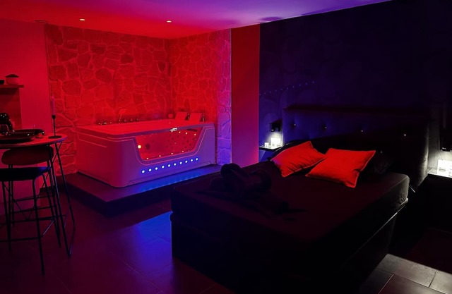 Love Room Avec Jacuzzi