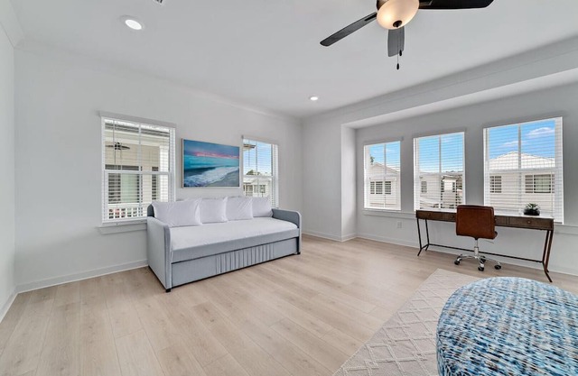 Charming New Home w/ Shared Pool and Bay Access!