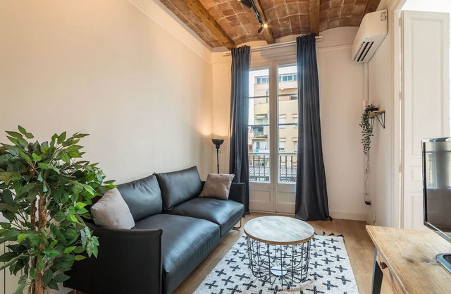21PER1020 - Cozy apartment in Vila de Gracia