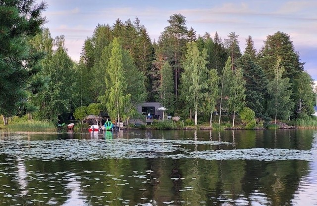Sjöhuset - boats, beach, sauna, jetty and barbecue!