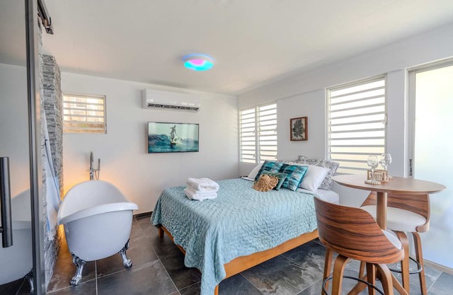 Steps to the Beach! Montones Beach