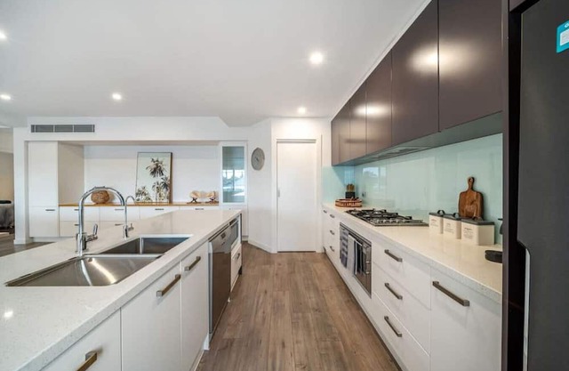 Level Up Henley—Family Beachside Living
