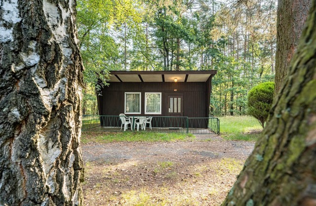 Bungalow '13 - Finnhütte' with Private Terrace and Shared Garden