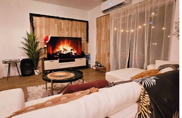 Spacious house, close to beaches, gastronomy and natural pools.