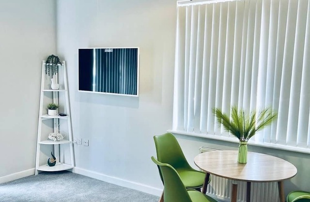 Luxury Town Centre Flats Strood, Rochester