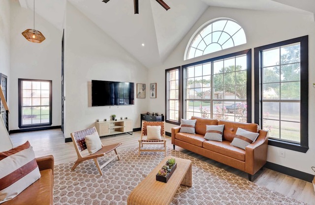 5BD/2.5BA Luxury Modern Vibes | Pool & Playground