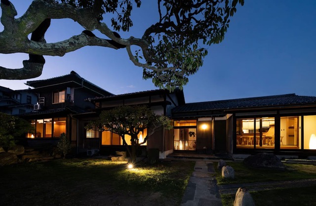 Oyashiki Stay - Ko, Experience island life in a traditional house.