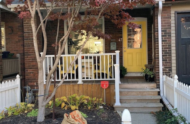 Beaches - Fresh and cozy guest suite in great location