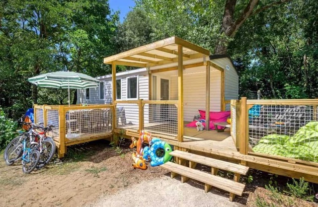Camping 4 étoiles - Piscine - efbdef
