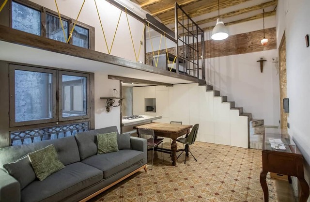 P2amp1057 - Magnific 3BR apartment in the ghotic q