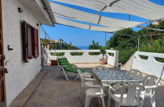 Bosa Apartment large terrace with a view