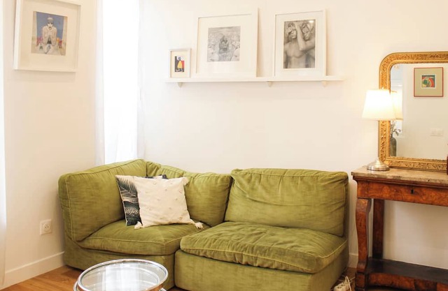 Cozy apartment for 2 in the 11th