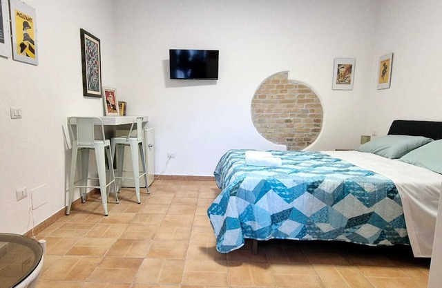 Catanzaro Lido, Independent room with outdoor space a few meters from the sea
