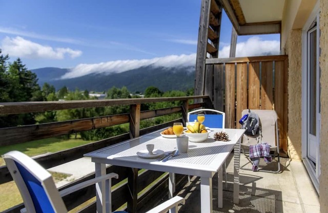 Balcony, parking, tv, 35-40m², Autrans