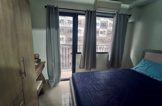 MOA - Aseana Pasay Condo