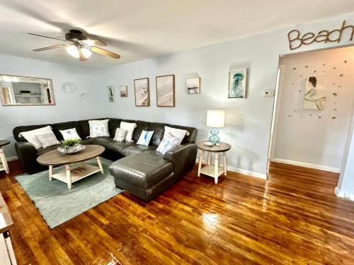 4BR Home in heart of Town Center