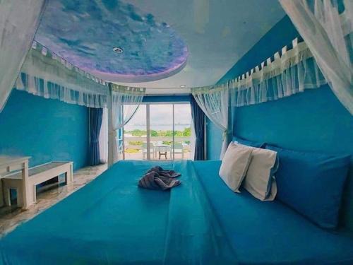 ทะเลล้านดาว รีสอร์ท