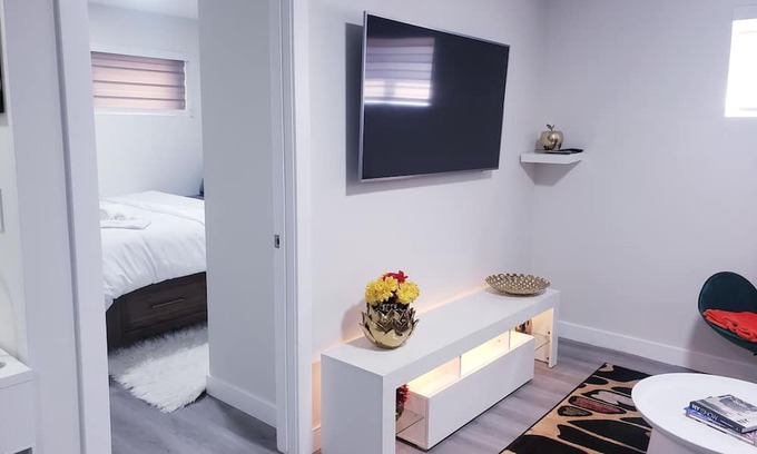 Southwest Edmonton House | Private Basement Suite