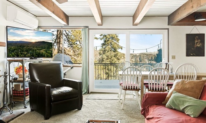 Cedar Glen House | Palisades Charmer 4 Bedroom Home by RedAwning