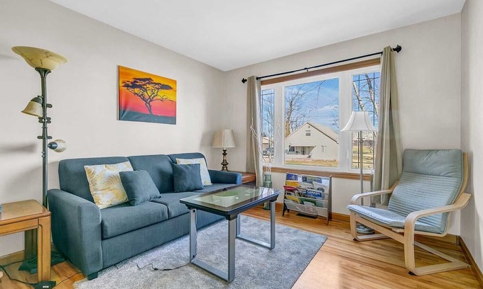 LaSalle House | The River Place by Zen Living