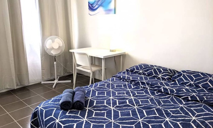 Oak Park House | *Promo!* 2-Min to Train Station!