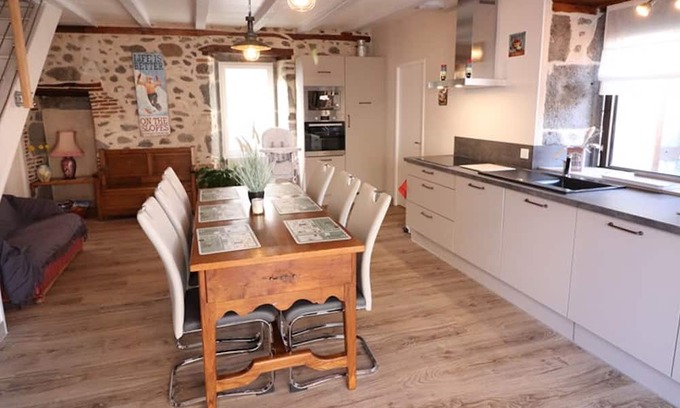 Jussac Cottage | Gite Jussac, 3 bedrooms, 5 persons