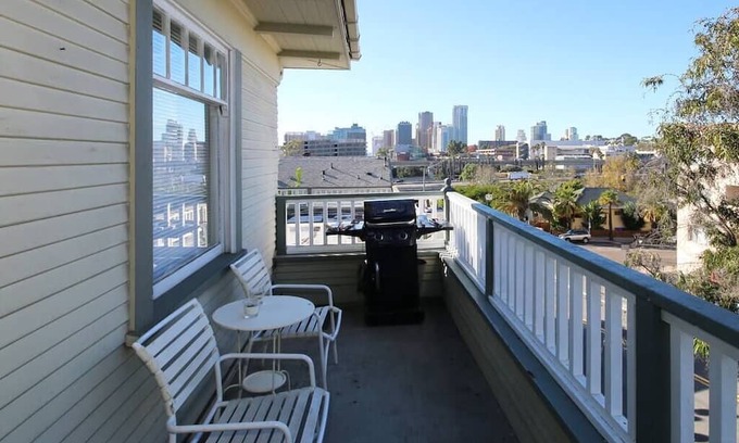 Golden Hill Apartment | Nice 1 bedroom with skyline views from the private patio