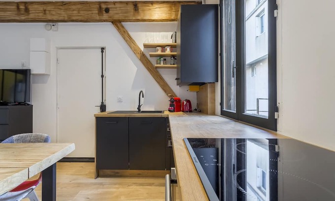 Gorge de Loup Apartment | DIFY Tuileries - Valmy
