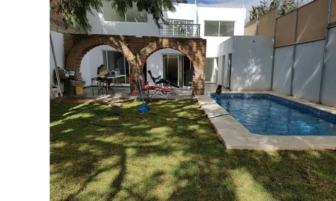 Zapopan House | Hermosa Residencia, con Alberca Templada Privada!