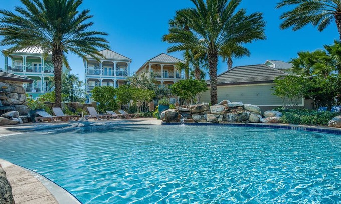 Villages of Crystal Beach House | Lagoon Pool-Heated for Spring break, 2 Living Areas, Walk to Beach