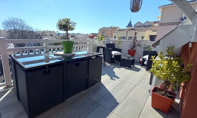 Arcachon Apartment | Charming t2 - city center - near beach - wifi