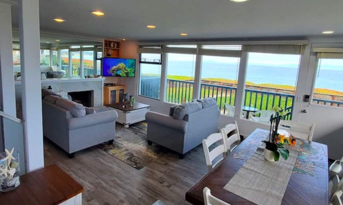 Downtown Monterey Condo | Stunning views, modern, free parking, heated pool, gated, ocean sounds, central