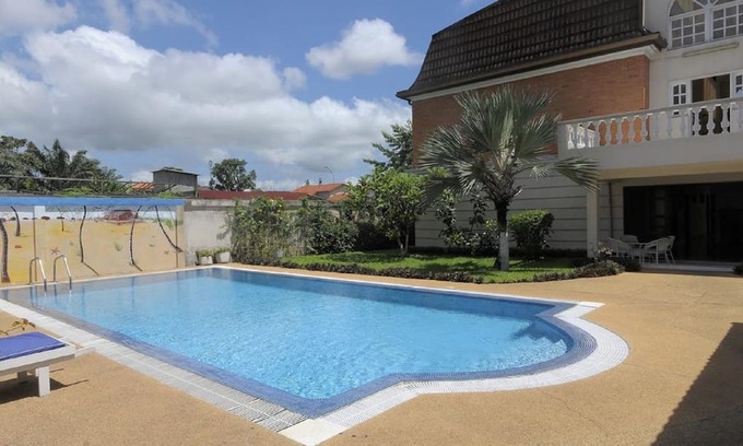 Angre House | Residence Eburnea