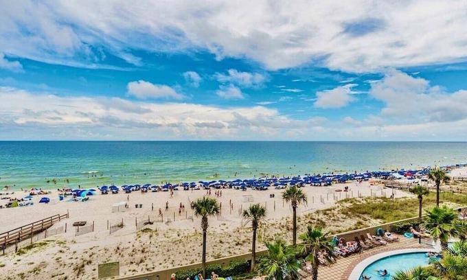 Orange Beach Condo | Phoenix West 409 | Orange Beach, AL