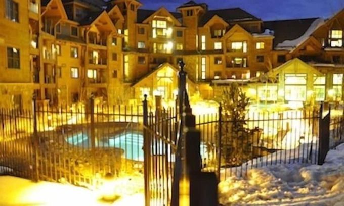 Breckenridge Condo | Grand Lodge on Peak 7 Lux Slopeside Ski In-Ski Out Amenities Galore Feb 17-24