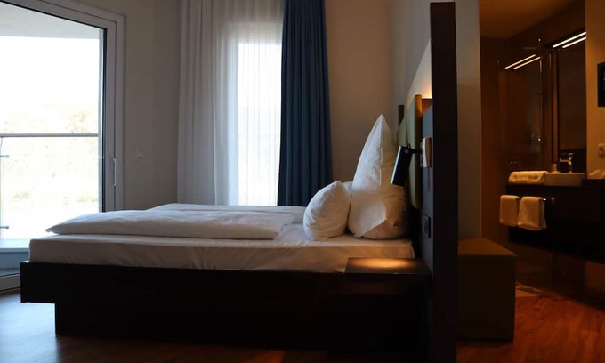 Pellenz Hotel | EinsteinHotel am Römerpark