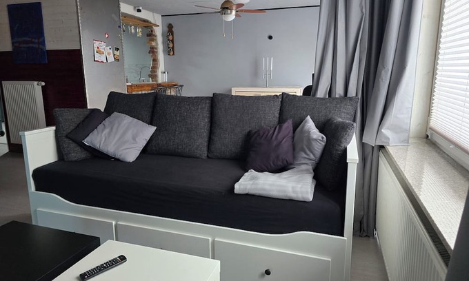 Pfungstadt Apartment | Fashionable & quiet home in Pfungstadt